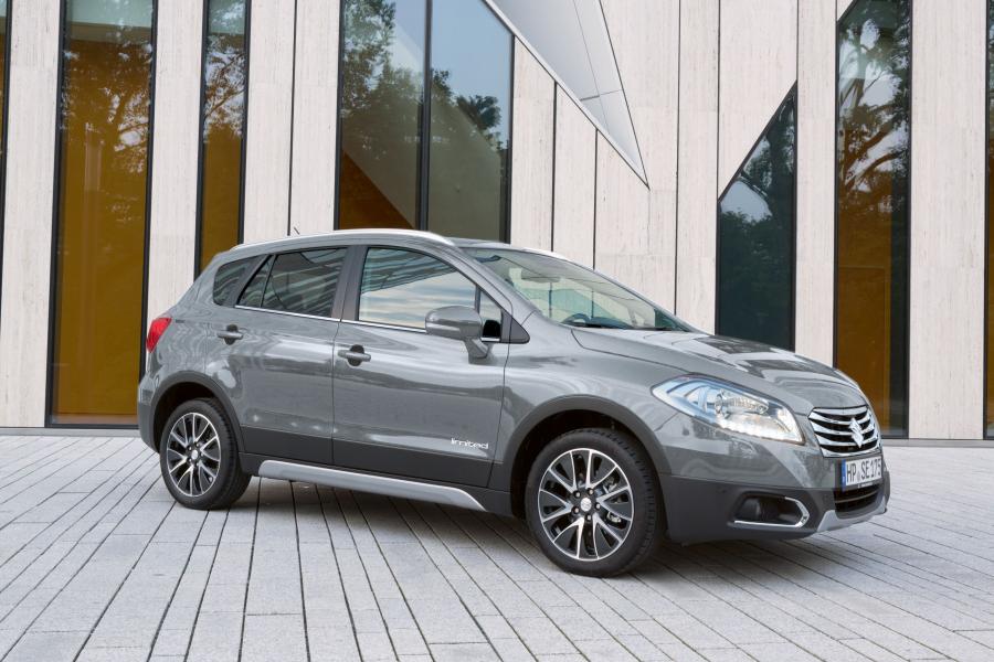 Фото Suzuki SX4 (2010 - 2013), поколение I рест.